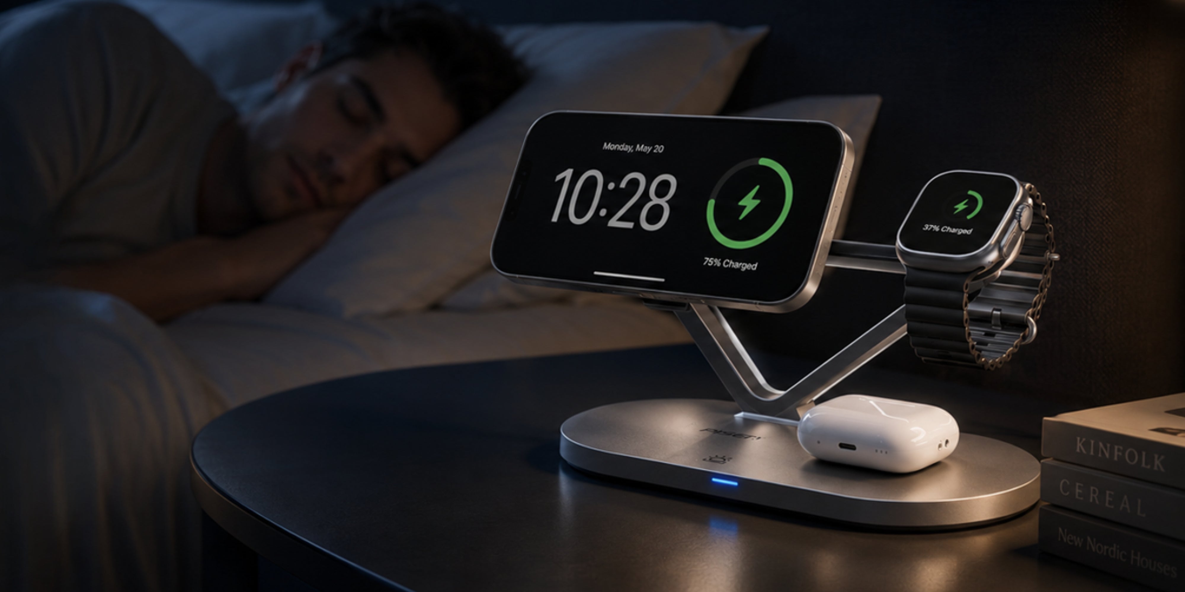 Pisenのワイヤレス充電器を使用して充電してください。